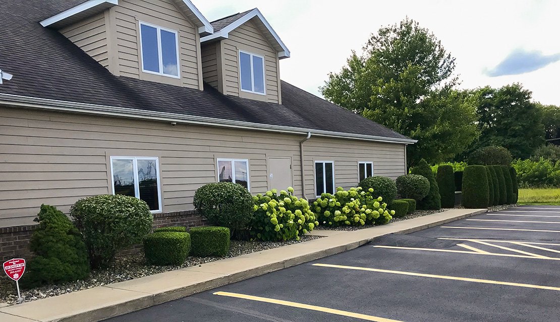 commercial landscaping maintenance